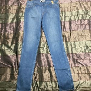 BRAND NEW FASHION NOVA JEGGINGS SIZE 9